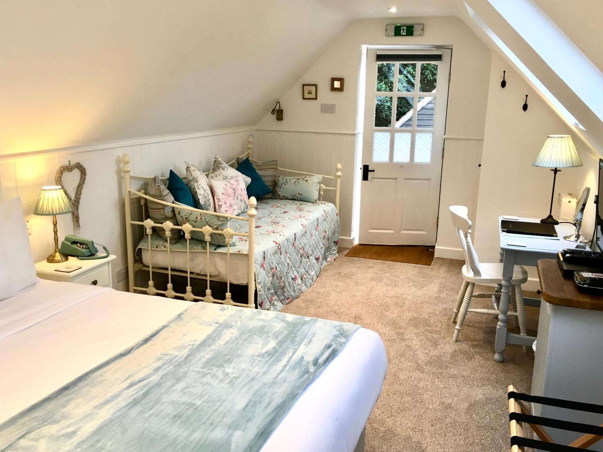 House Of Agnes Hotel Canterbury Bagian luar foto